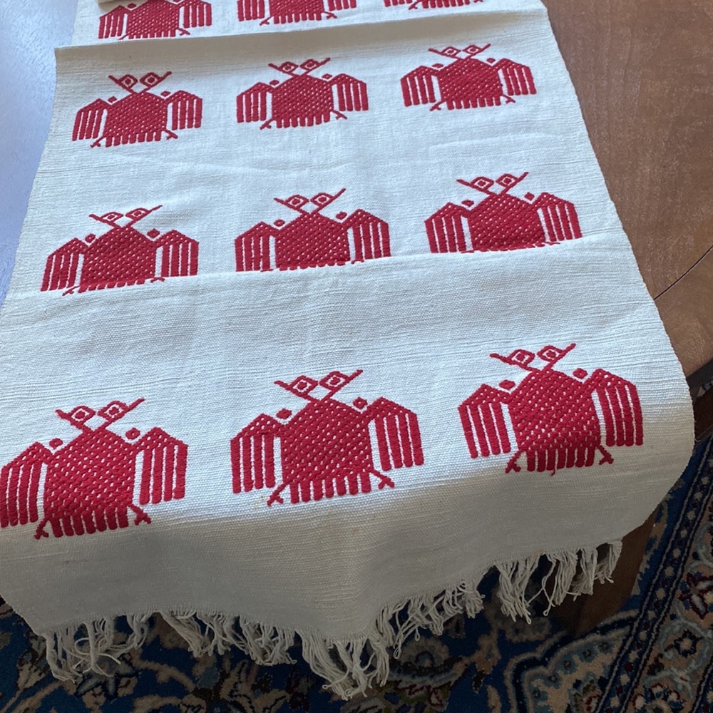 Table runner